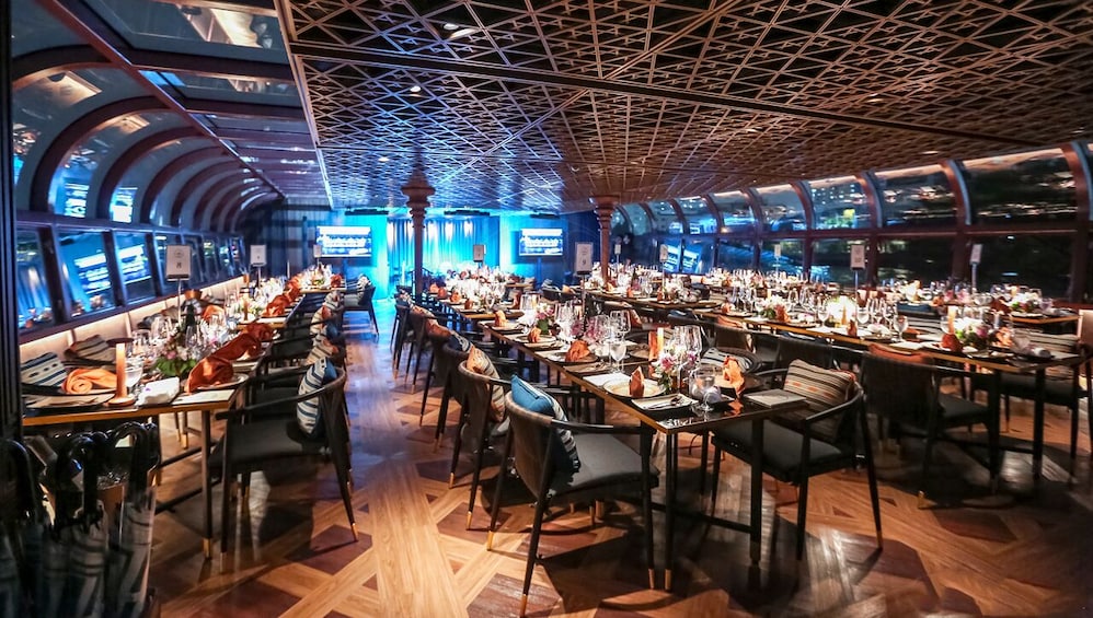 Saffron Luxury Dinner Cruise on the River of Kings