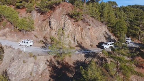 Heldagstur med 4x4 i Troodosfjellene med lunsj fra Pafos