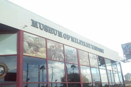 Sla de wachtrij over: Ticket voor het museum van militaire geschiedenis