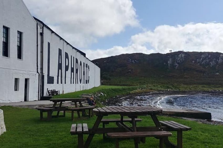 4-day Islay Platinum Whisky Tour - Whisky Included! Depart from your Hotel