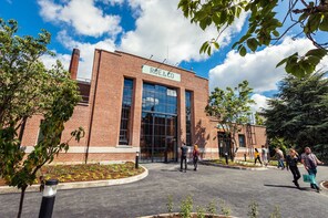 Roe & Co and Guinness Open Gate Brewery ticket combo
