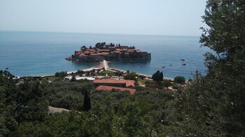 Budva Old Town and Sveti Stefan island Private Tour