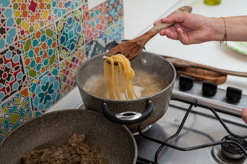 Pasta-making class at a Cesarina's home - Lucca