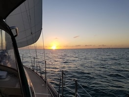 Sunset Sail Three Hour Private Boat Tour For Up To Six