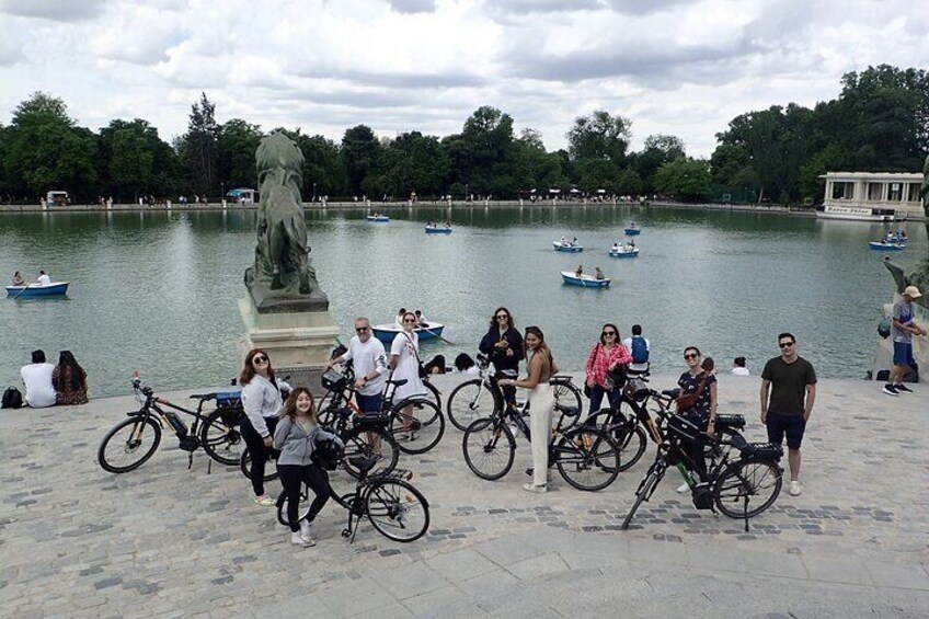 Lake at the Retiro park