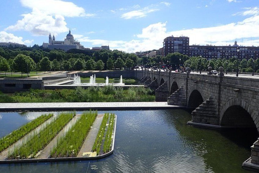 Private Madrid city bike tour