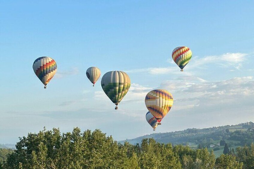 Private Tour: Tuscany Hot Air Balloon Flight with Transport from Firenze