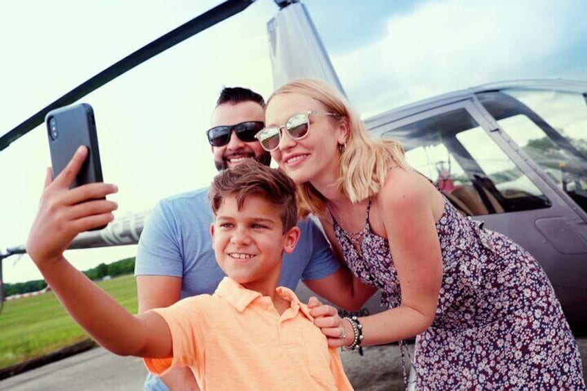 Private Helicopter After-hours Tour: Orlando Parks (31or48 miles)