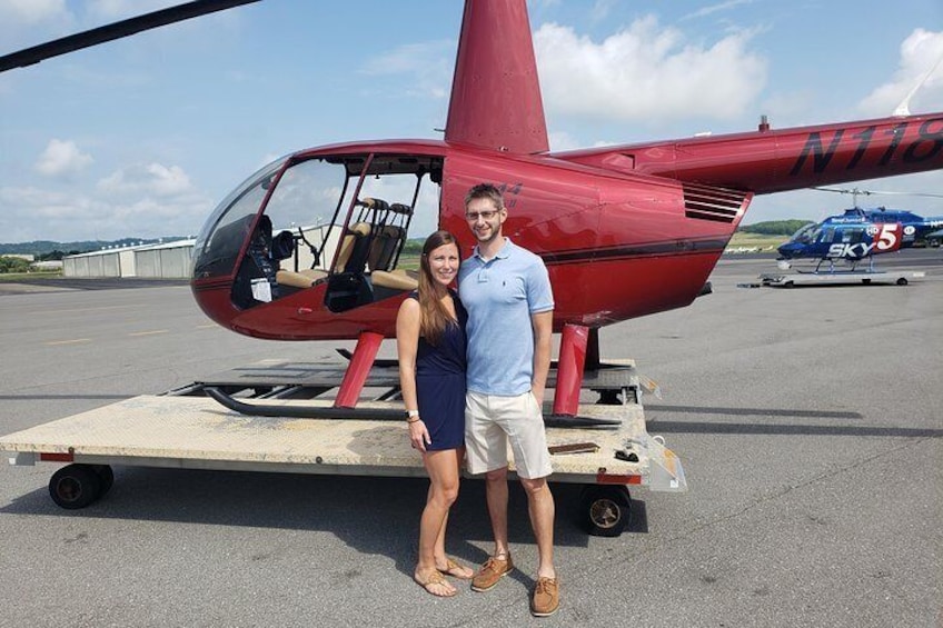 Helicopter Tour of Downtown Nashville (15-Minutes)