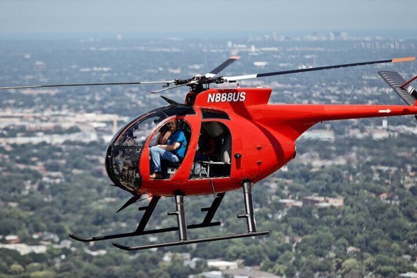 Private 45-Minute Chicago Skyline Helicopter Tour