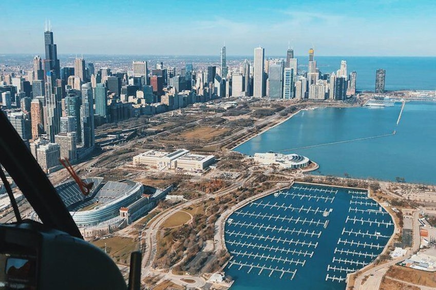 Private 45-Minute Chicago Skyline Helicopter Tour