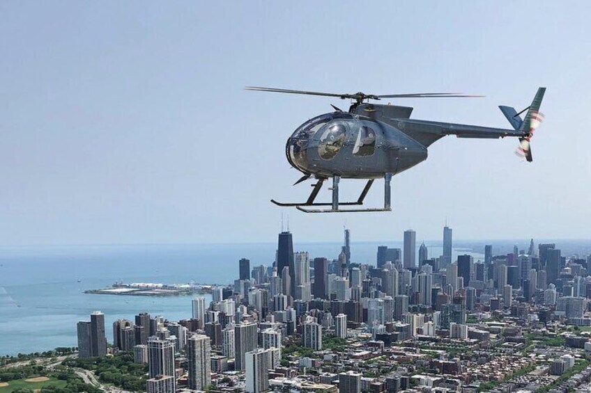 Private 45-Minute Chicago Skyline Helicopter Tour 