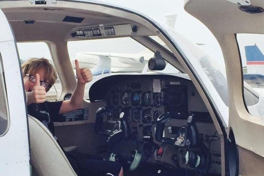 Fly a Plane in New Orleans: No Experience or License Required