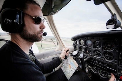 Fly a Plane in New Orleans: No Experience or Licence Required