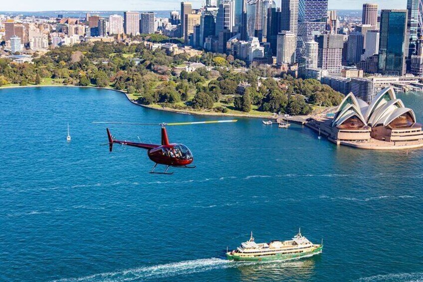 Private Helicopter Flight Over Sydney & Beaches for 2 or 3 people - 30 Minutes