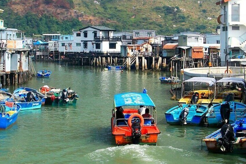 Lantau Island Tour - Big Buddha & Tai O (2022) | 150+ booked