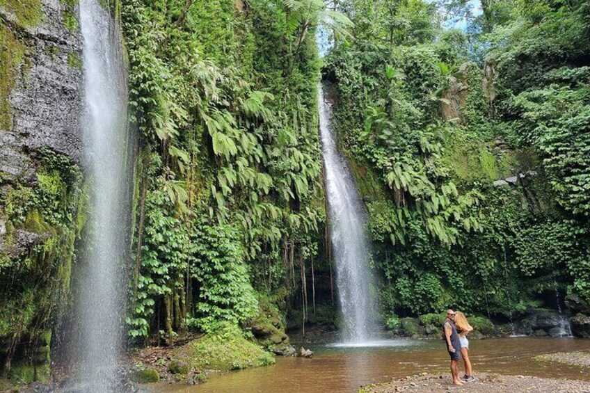 Benang Kelambu & Stokel Waterfall