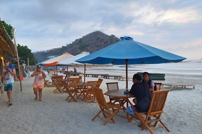 Selong Belanak Beach