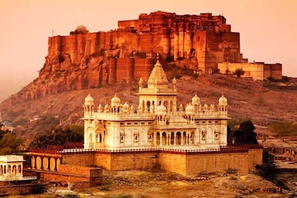 Tour di 9 giorni delle Sabbie d'Oro del Rajasthan con partenza da Jodhpur