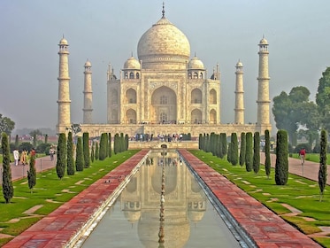7 Day Heritage Tour of India from Jaipur: Ramathra & Taj  Mahal