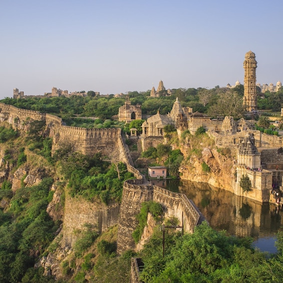 9-Day Archaeological Guided Tour of Western India from Ahmedabad