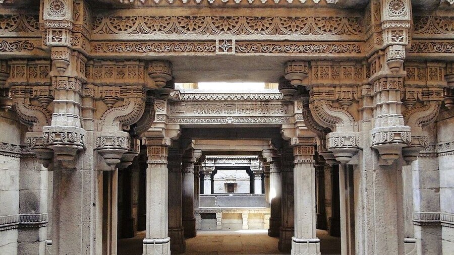 7-Day Archaeological Guided Tour of Western India