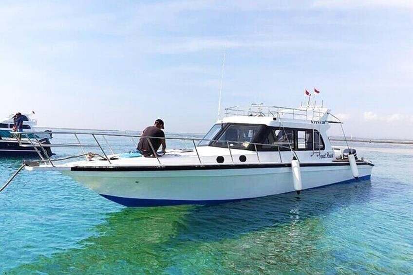 Private Boat Charter Nusa Penida Day Tour