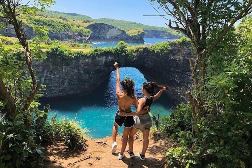 Private Boat Charter Nusa Penida Day Tour