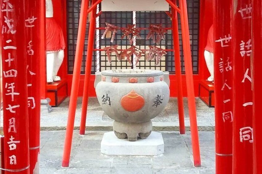 Kasamori Inari Shrine