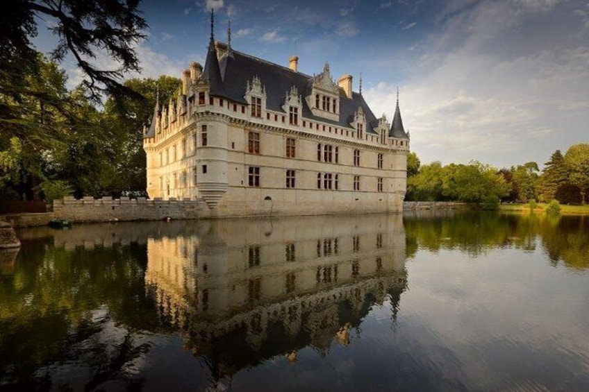 1. Façades du château d'Azay-le-Rideau - ©Léonard de Serres - CMN