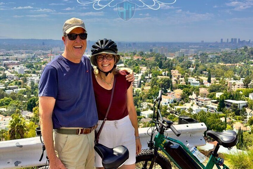 Couples Adventure on Private E-Bike Tour of Los Angeles