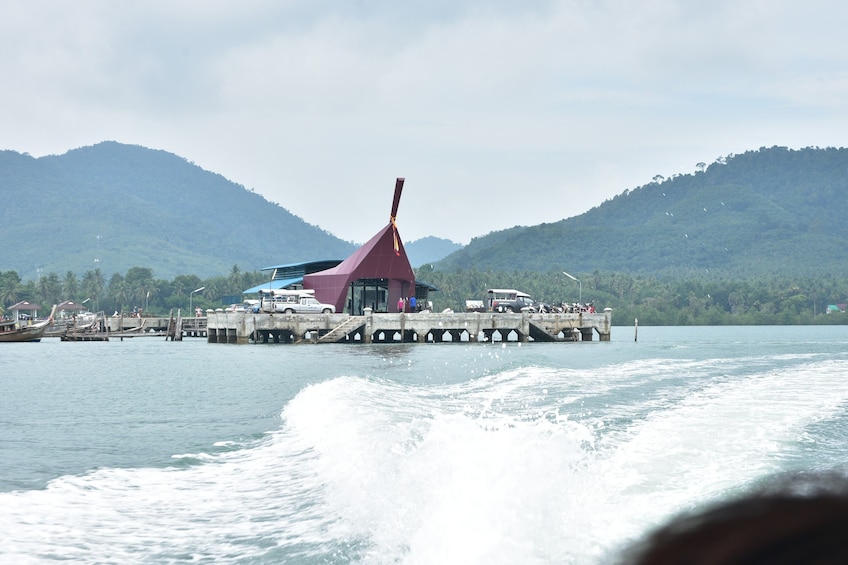 Phuket to Koh Yao Yai by Koh Yao Sun Smile Tour Speed Boat