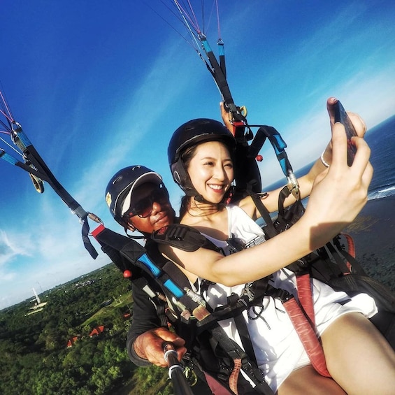 Timbis Paragliding Bali