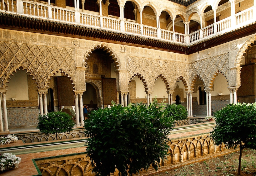 Alcázar of Seville Tour (Tickets Included & Preferred Line) 