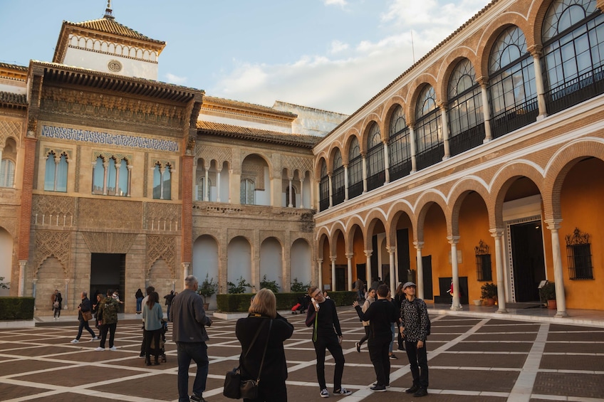 Alcázar of Seville Tour (Tickets Included & Preferred Line) 