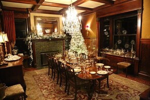 Old Louisville Holiday Home Tour
