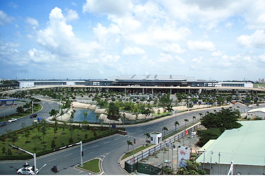 Tan Son Nhat Airport - Ho Chi Minh City - Fast Track Service