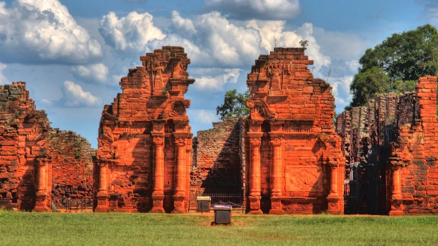 San Ignacio Ruins & Wanda Mines from Puerto Iguazu