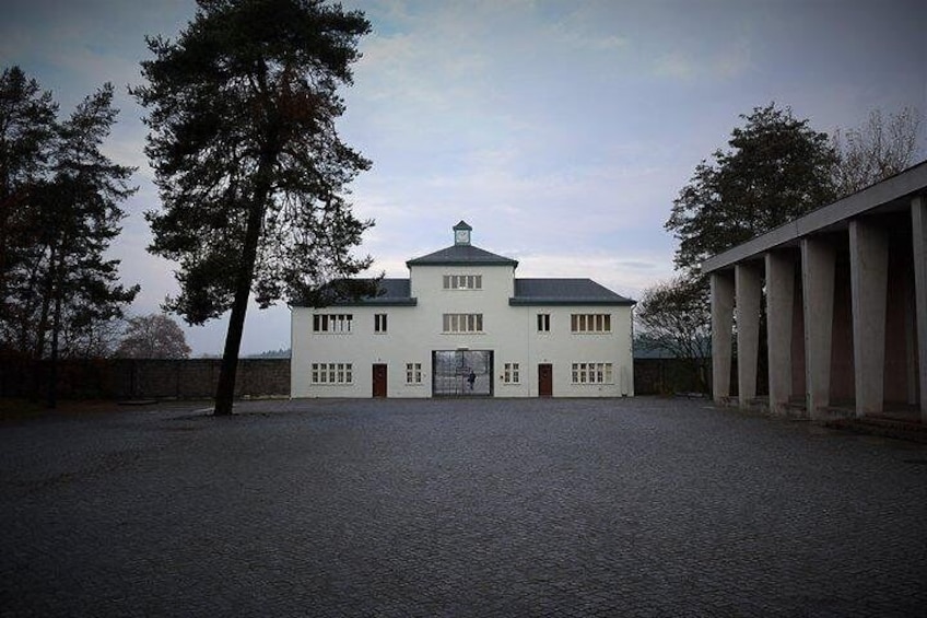 The Memorial Tour: Visit to Sachsenhausen Concentration Camp (licensed guide)