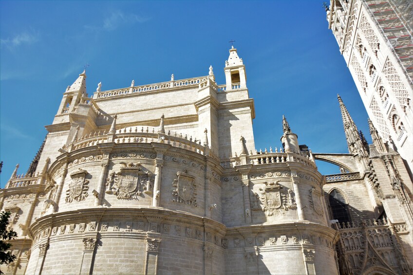 Seville Cathedral Guided Tour(Skip-The-Line Ticket Included)