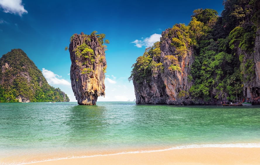 James Bond Island & Sea Cave Canoe Tour From Phuket