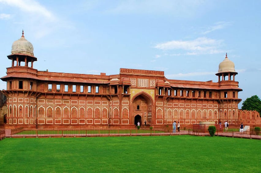 5 Days Golden Triangle Tour With 5 Star Hotels