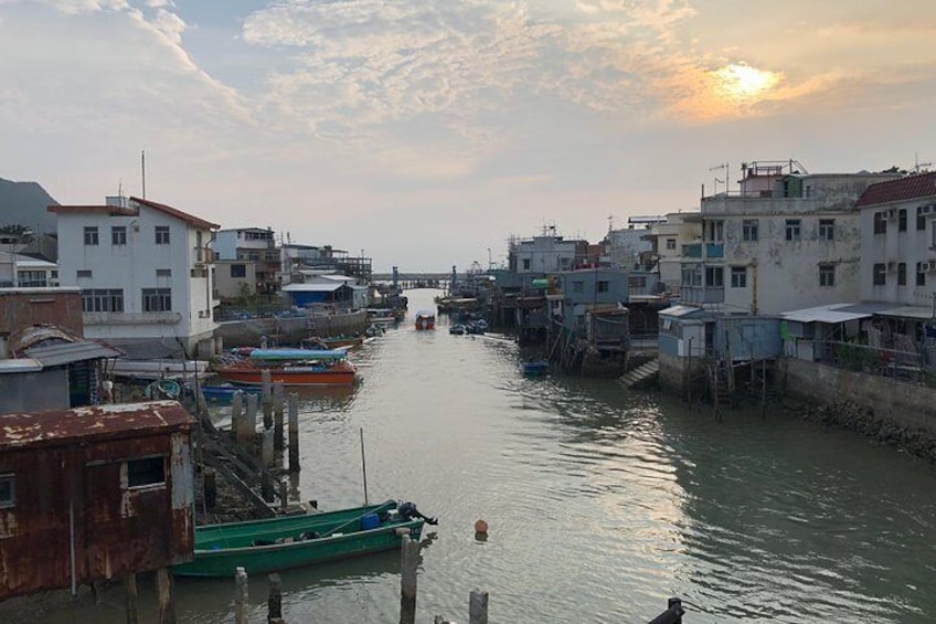 Sunset at Tai O fishing village