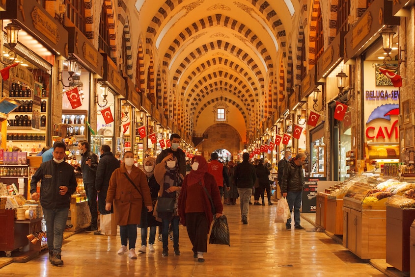 Asian Meets the European Side of Istanbul & Bosphorus Cruise