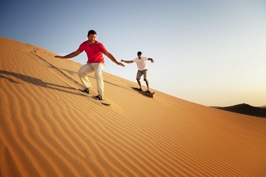 Sand skiing Liwa 