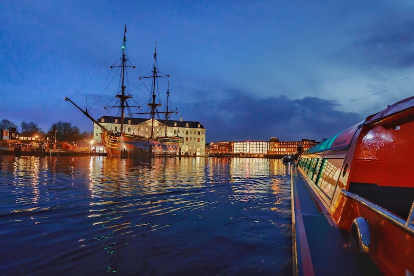 Evening Canal Cruise in Amsterdam