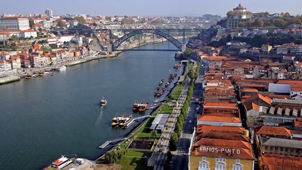 Cruise of the Six Bridges in Oporto
