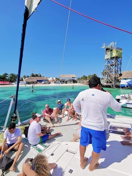 Isla Mujeres catamaran tour with open bar & optional buffet lunch