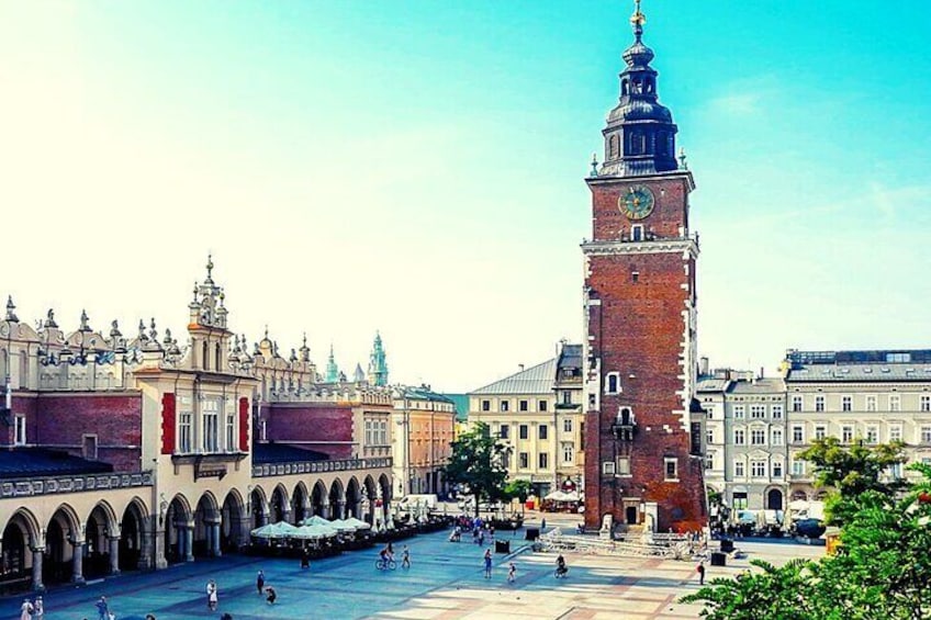 From Warsaw: Krakow and Auschwitz Day Tour by Train