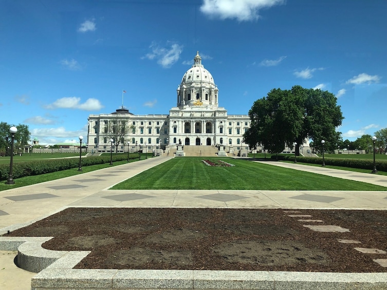 Twin Cities Highlights Tour